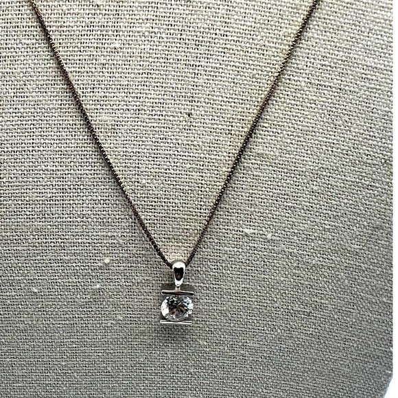 Italian 925 Sterling Necklace With Sterling Cubic Zirconia Solitaire Pendant. - Picture 3 of 10